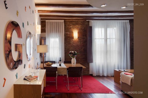 Fotografia de Arquitectura Apartamentos-Casa-de-les-Lletres-AAGF-arquitectos-SG1237_004_2329