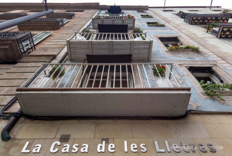 Fotografia de Arquitectura Apartamentos-Casa-de-les-Lletres-AAGF-arquitectos-SG1404_4900