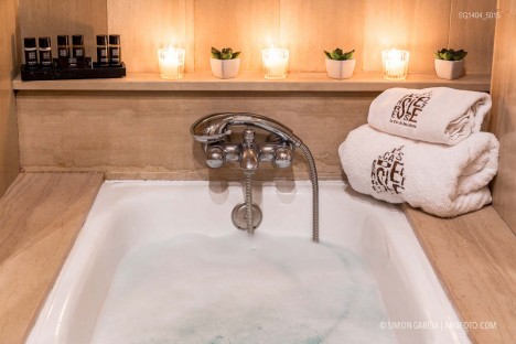 Fotografia de Arquitectura Apartamentos-Casa-de-les-Lletres-AAGF-arquitectos-SG1404_5015