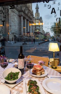 Fotografia de Arquitectura Apartamentos-Casa-de-les-Lletres-AAGF-arquitectos-SG1404_5153