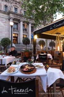 Fotografia de Arquitectura Apartamentos-Casa-de-les-Lletres-AAGF-arquitectos-SG1404_5157