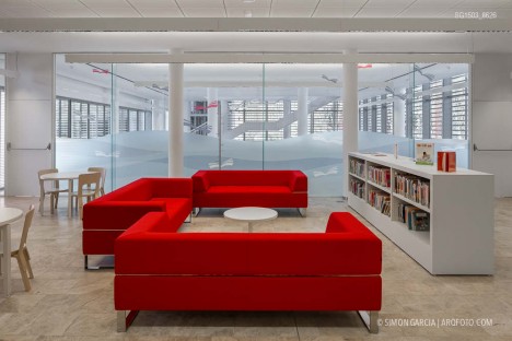 Fotografia de Arquitectura Biblioteca-Altis-Cerdanyola-Area-Metropolitana-Barcelona-AMB-SG1503_8626
