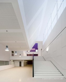 Fotografia de Arquitectura Escola-Nova-Electra-Terrassa-Joan-Pascual-arquitectes-SG1210_025_7939