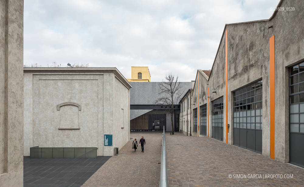 Fotografia de Arquitectura Fondazione-Prada-OMA-Rem-Koolhaas--44-SG1609_8539