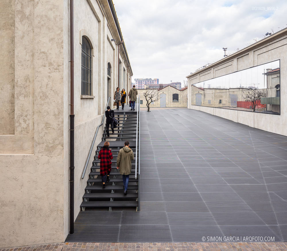 Fotografia de Arquitectura Fondazione-Prada-OMA-Rem-Koolhaas--46-SG1609_8556-2