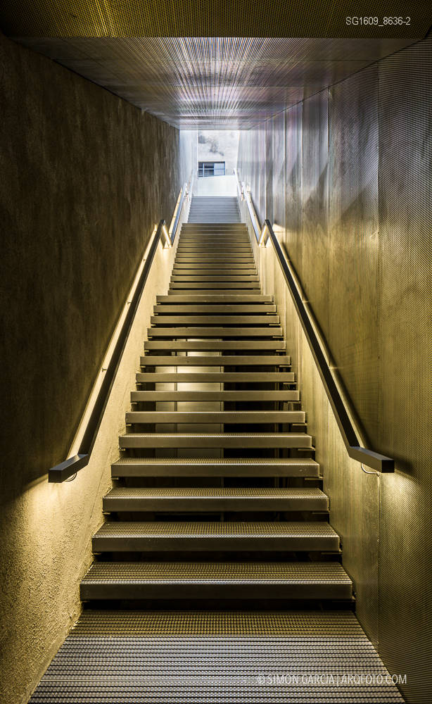 Fotografia de Arquitectura Fondazione-Prada-OMA-Rem-Koolhaas--60-SG1609_8636-2