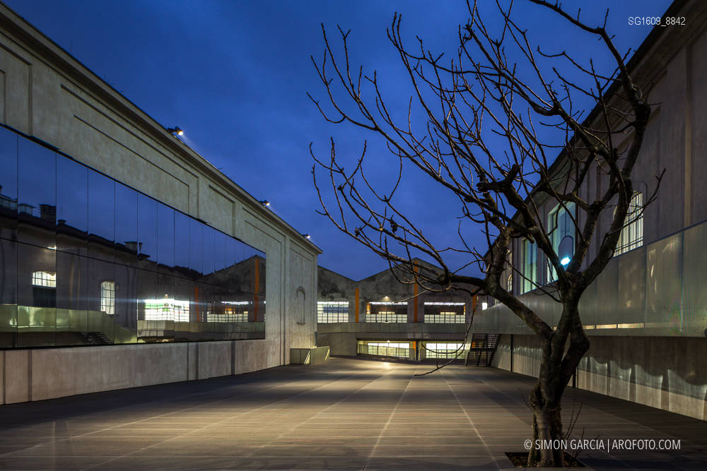 Fotografia de Arquitectura Fondazione-Prada-OMA-Rem-Koolhaas--94-SG1609_8842