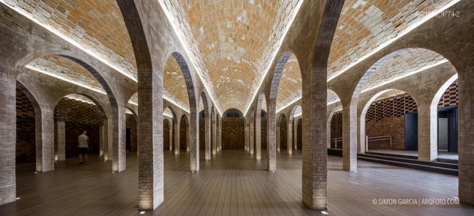 Fotografia de Arquitectura Deposito-Rei-Marti-archikubik-09-SG1649_9774-2