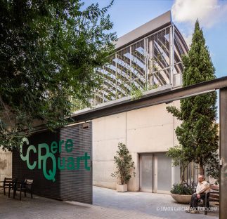 Fotografia de Arquitectura Centre-Cívic-Joan-Oliver-Pere Quart-05-SG1604_2091