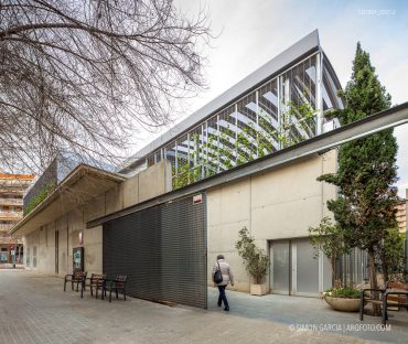 Fotografia de Arquitectura Centre-Cívic-Joan-Oliver-Pere Quart-07-SG1604_0037-2