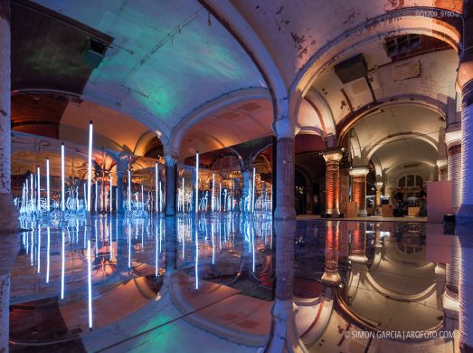 Fotografia de Arquitectura Instalacion-Miralls-Perspective-Playground-Olympus-06-SG1709_9160-2