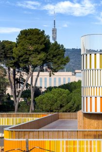 Fotografia de Arquitectura Lycee-français-Liceo-frances-b720-Fermin-Vazquez-06-SG1771_9918