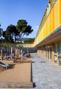 Fotografia de Arquitectura Lycee-français-Liceo-frances-b720-Fermin-Vazquez-25-SG1771_0161