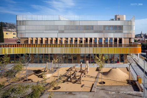 Fotografia de Arquitectura Lycee-français-Liceo-frances-b720-Fermin-Vazquez-35-SG1771_9998