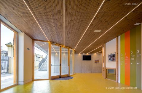 Fotografia de Arquitectura Lycee-français-Liceo-frances-b720-Fermin-Vazquez-42-SG1771_0268-2