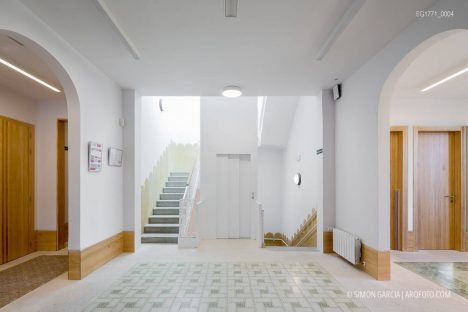 Fotografia de Arquitectura Lycee-français-Liceo-frances-b720-Fermin-Vazquez-51-SG1771_0004