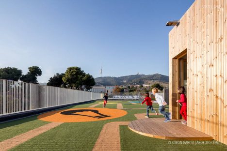 Fotografia de Arquitectura Lycee-français-Liceo-frances-b720-Fermin-Vazquez-53-SG1771_0282