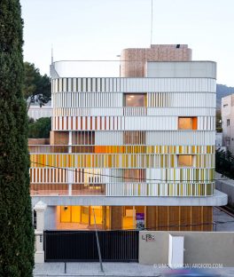 Fotografia de Arquitectura Lycee-français-Liceo-frances-b720-Fermin-Vazquez-60-SG1771_0337