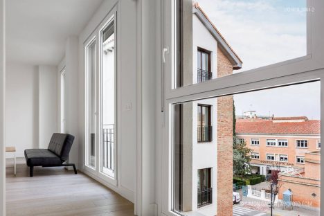 Fotografo de Arquitectura Edificio-Torrero-Monzon-Domper-Domingo-12-SG1818_9064-2