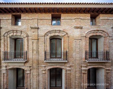 Fotografo de Arquitectura Edificio-Torrero-Monzon-Domper-Domingo-14-SG1818_9088-2