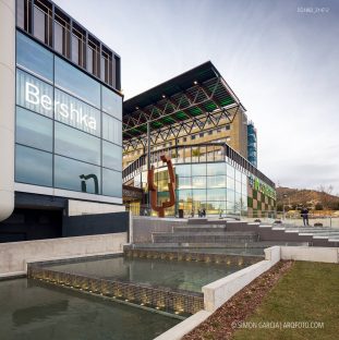 Fotografo de Arquitectura Centro comercial Finestrelles-16-SG1862_2147-2