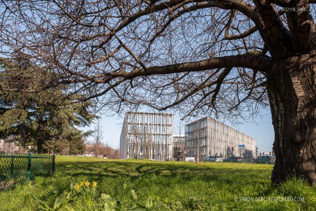 Fotografia de Arquitectura Manufacture de la Mode-Rudy Ricciotti-01-SG2118_0460