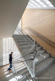 Fotografia de Arquitectura Benjamin Franklin School-xgarquitectura-Qualis-12-SG2098_0363