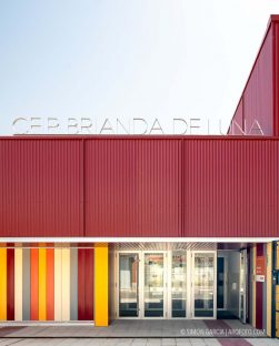 Fotografia de Arquitectura CEIP Brianda de Luna Alfajarin-Santiago Carroquino-04-SG2090_7538