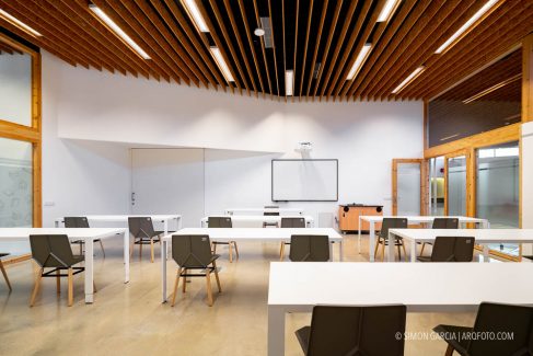 Fotografia de Arquitectura Centre Civic el Roure-Begues-Calderon-Folch-11-SG2156_4094