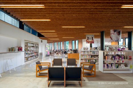 Fotografia de Arquitectura Centre Civic el Roure-Begues-Calderon-Folch-17-SG2156_4440