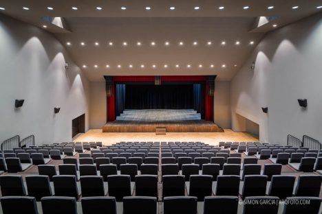 Fotografia de Arquitectura Centre Civic el Roure-Begues-Calderon-Folch-24-SG2156_4282