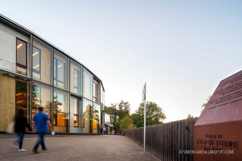 Fotografia de Arquitectura Centre Civic el Roure-Begues-Calderon-Folch-27-SG2156_4538