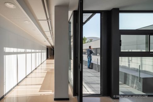 Fotografia de Arquitectura Institut Els Pallaresos-DzAA+Atimcat95-06-SG2167_6987