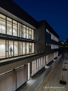 Fotografia de Arquitectura Institut Els Pallaresos-DzAA+Atimcat95-13-SG2167_7252