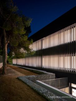 Fotografia de Arquitectura Institut Els Pallaresos-DzAA+Atimcat95-15-SG2167_7274