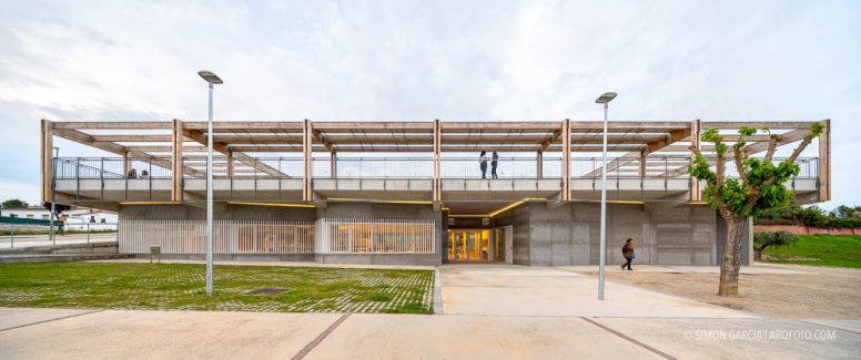 Fotografia de Arquitectura Biblioteca Neus Catala-Sant Marti Sarroca-Valor Llimos arquitectes-23-SG2103_7607