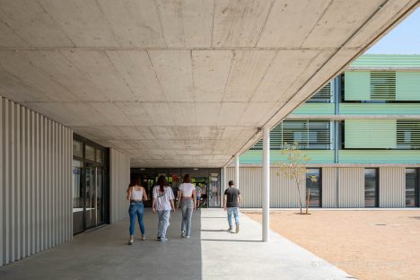 Fotografia de Arquitectura IES Vilablareix-bbarquitectes-SulkinMarchissio-06-SG2233_9260
