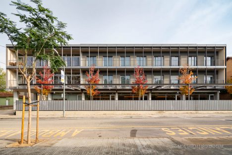 Fotografia de Arquitectura Centre de serveis residencia gent gran Begues-02-SG2279_1853