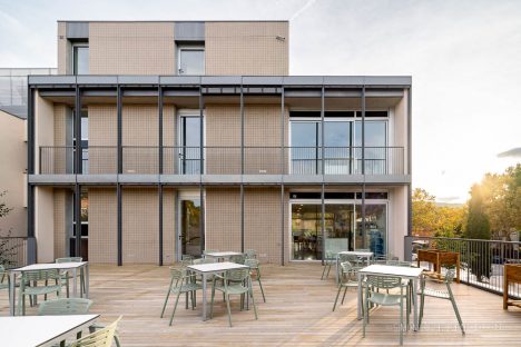 Fotografia de Arquitectura Centre de serveis residencia gent gran Begues-05-SG2279_2081