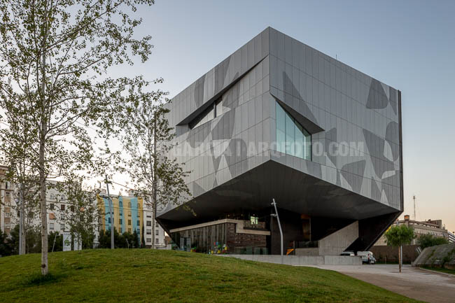 fotografia de arquitectura caixa-forum-zaragoza-carme-pinos-13
