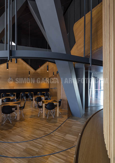 fotografia de arquitectura caixa-forum-zaragoza-carme-pinos-46