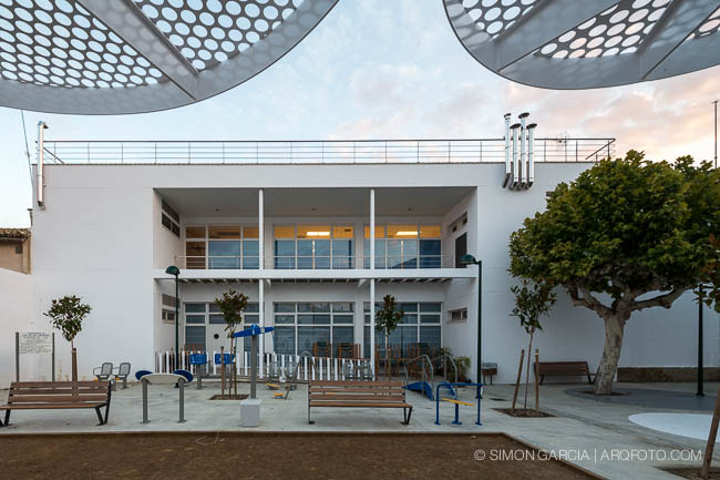 fotografia de arquitectura centro-mayores-cruz-diez-ejea-de-los-caballeros-05