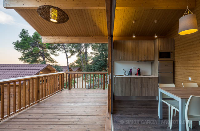 fotografia de arquitectura bungalow-camping-cala-llevado-cadiretes-13