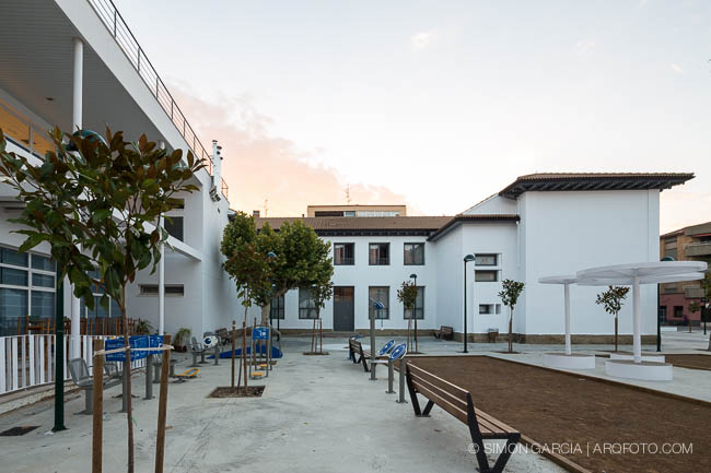 fotografia de arquitectura centro-mayores-cruz-diez-ejea-de-los-caballeros-06