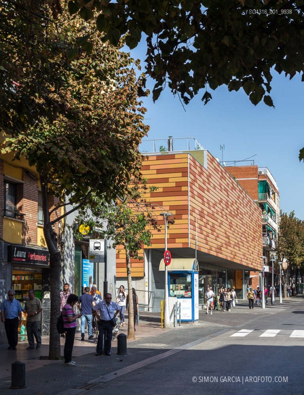 Fotografia de Arquitectura Equipamiento-Fondo-Santa-Coloma-de-Gramenet-Pich-Aguilera-arquitectes-SG1316_001_9938