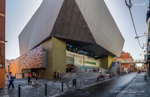 Fotografia de Arquitectura Equipamiento-Fondo-Santa-Coloma-de-Gramenet-Pich-Aguilera-arquitectes-SG1316_015_9989