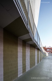 Fotografia de Arquitectura Equipamiento-Fondo-Santa-Coloma-de-Gramenet-Pich-Aguilera-arquitectes-SG1316_044_0049