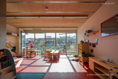 Fotografia de Arquitectura Equipamiento-Fondo-Santa-Coloma-de-Gramenet-Pich-Aguilera-arquitectes-SG1316_056_9757