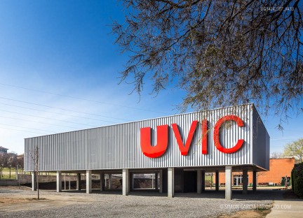 Fotografia de Arquitectura Universitat-UVIC-Forgas-SG1424_007_4433