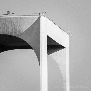 Fotografia de Arquitectura Sede-Mondadori-Niemeyer-12-SG1612_9434-bn-2